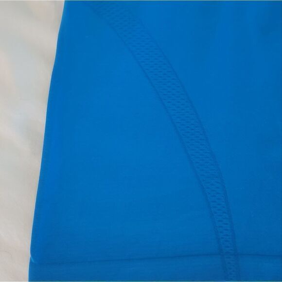 Gap tank Size M Gap tank Size M Gap tank Size M - Picture 4 of 8